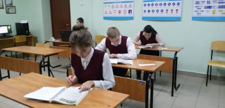 В Ельце прошёл городской этап олимпиады школьников «Дорожная азбука» по основам дорожной безопасности