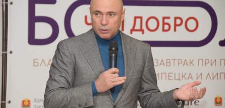 Игорь Артамонов призвал бизнесменов к активной благотворительности