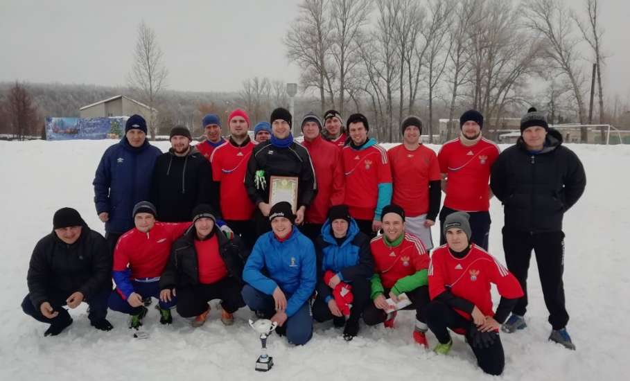 В Елецком районе завершился Кубок по миди-футболу на снегу 8Х8
