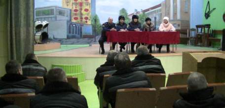 Осужденные исправительной колонии №4 получили консультацию от представителей Пенсионного фонда