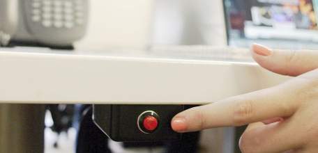 Прокурор Елецкого района потребовал оборудовать 11 школ района &laquo;тревожными кнопками&raquo;