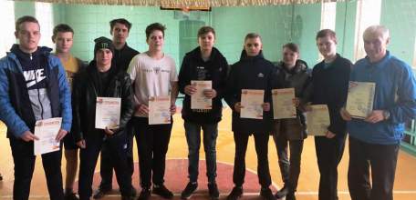 В Ельце состоялись соревнования по пионерболу