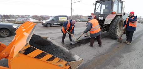 В Липецкой области отремонтировано более 4000 м2 региональных автодорог