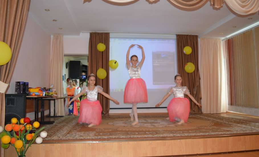 В Специальной школе-интернате города Ельца прошёл традиционный праздник «День именинника»