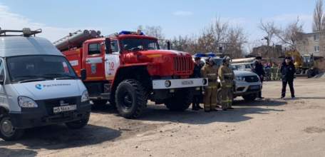 Командно-штабные учения по подготовке к пожароопасному периоду прошли в Ельце
