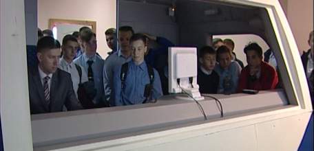 Первокурсники Елецкого железнодорожного техникума посетили локомотивное депо