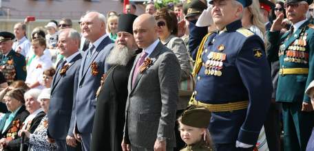 Игорь Артамонов принял участие в праздновании Дня Победы в Ельце