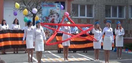 Воспитанники детского сада №34 и ученики гимназии №97 стали участниками праздника в честь Дня Победы