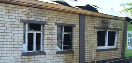 На улице Рабочей горел жилой дом, по предварительным данным, в результате взрыва