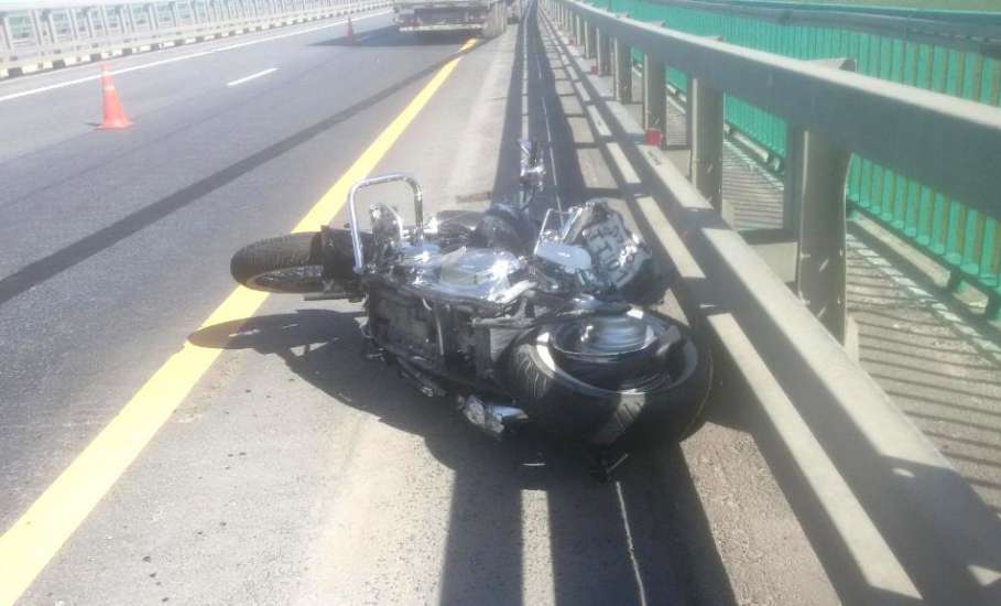 В Елецком районе на автодороге М4 «Дон» в результате ДТП погиб мотоциклист