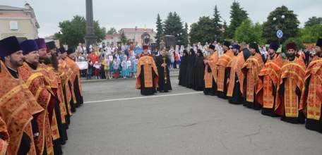 В Ельце прошли торжества в честь равноапостольных Кирилла и Мефодия