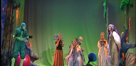 О приключениях в подводном царстве героев сказки «Царь-водокрут» расскажет новый детский спектакль в театре «Бенефис»