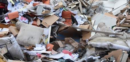 По требованию прокурора г. Ельца территория бывшего предприятия будет очищена от несанкционированной свалки