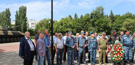 В Ельце прошёл митинг, посвящённый Дню ветеранов боевых действий