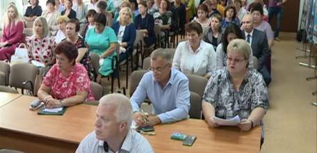 Лето - время ремонта: образовательные учреждения Ельца готовятся к новому учебному году