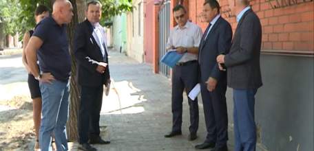 Очередной рейд по проверке ремонта дорог в Ельце обозначил проблемы заказчиков и подрядчиков