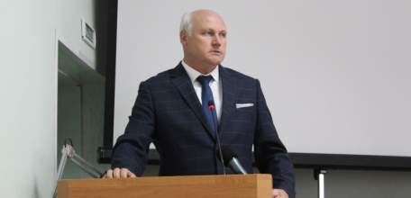 Глава Ельца Сергей Алексеевич Панов досрочно подал в отставку