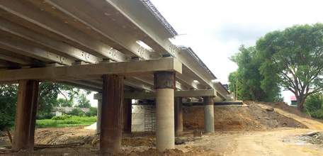 Дорожные работы в рамках нацпроекта продолжаются в Чаплыгине и Ельце