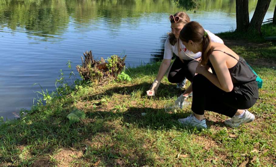 Жители Липецкой области очистили берега рек и родников от мусора
