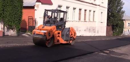 В Ельце продолжается плановый ремонт дорог