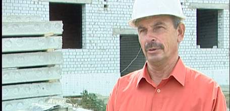 37 лет в профессии: в преддверии Дня строителя ельчанин Сергей Скуридин был отмечен на областном уровне