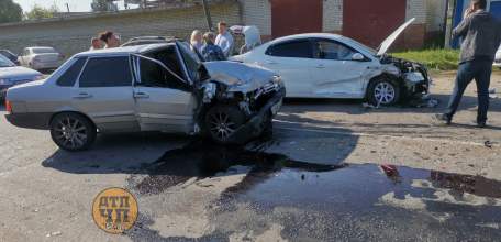 В Ельце на перекрёстке улиц 9 Декабря и Пролетарской произошло ДТП