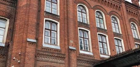 Наш Хогвартс или Гарвард, кому как удобней!