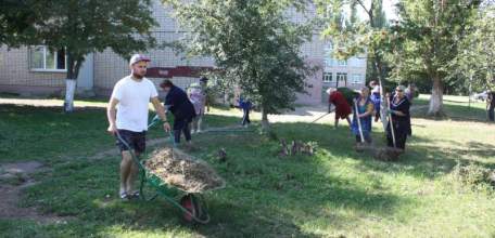 Сегодня в Ельце состоялся субботник