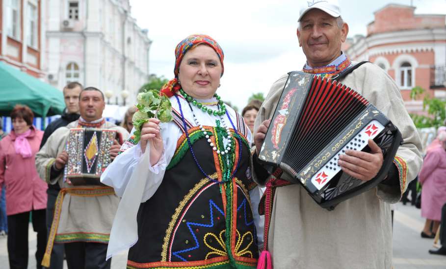 1 сентября в Ельце пройдёт фестиваль-конкурс народного творчества «Играй, гармонь Елецкая!»