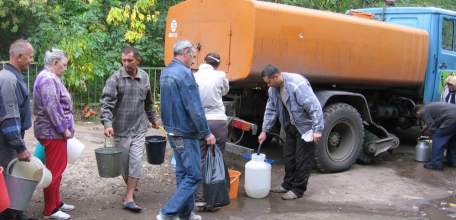 Жителям д.Кожуховка Елецкого района должен быть организован подвоз питьевой воды