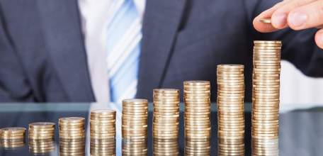 214 работодателей в Ельце увеличили заработную плату