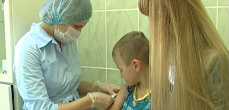 В Ельце воспитанников детских садов начали прививать против гриппа