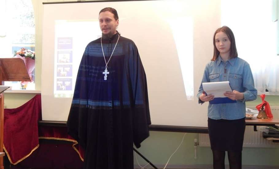 Воскресная школа Знаменского монастыря отметила 5-летний юбилей
