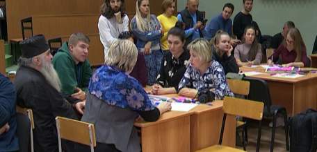 В ЕГУ состоялась открытая дискуссия по вопросам развития и благоустройства территории Ельца