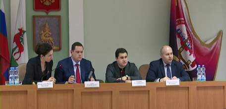 Строить по-новому: в Ельце прошло совещание с участием заместителя министра Минстроя РФ