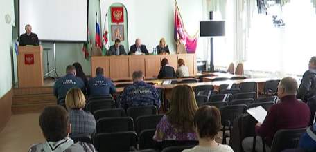 В администрации Ельца обсудили готовность городских служб к проведению массовых мероприятий в честь Дня народного единства