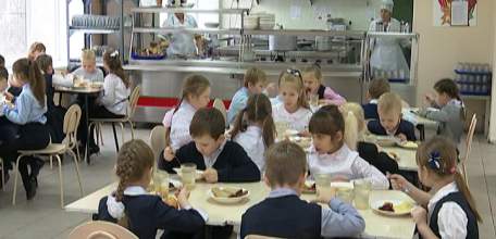 Первое, второе и компот: в электронных дневниках школьников появится новое меню