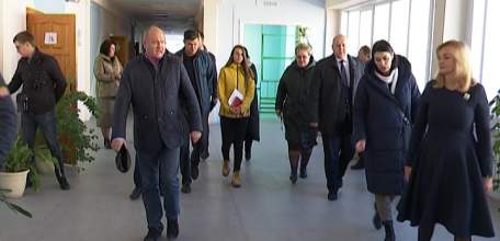 Активисты ОНФ и представители администрации Ельца проверили хор ремонтных работ на ряде объектов