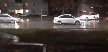 5 октября на улице Яна Фабрициуса на нерегулируемом пешеходном переходе Фолькосваген сбил школьницу