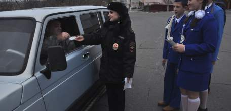 Сотрудники ГИБДД провели в Ельце профилактическую акцию &laquo;Стратегия &laquo;ноль&raquo;