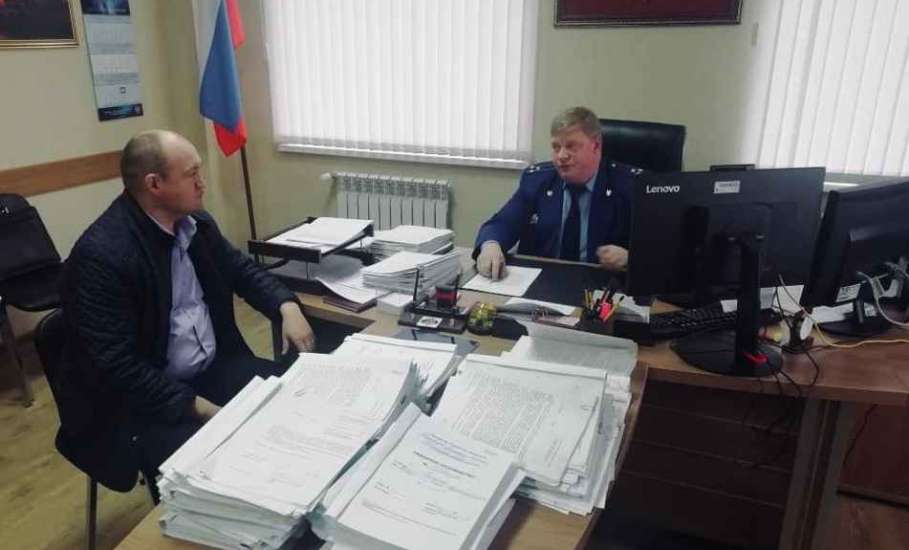 Прокурор Ельца предостерёг руководителя подрядной организации от нарушения сроков исполнения муниципальных контрактов