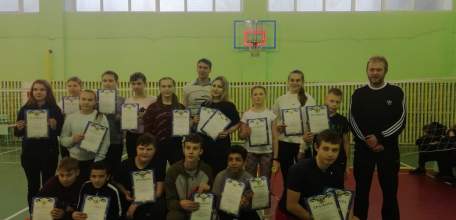 Команда лицея №5 стала победителем турнира по бадминтону