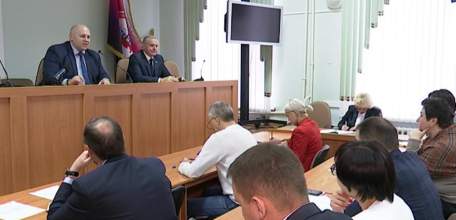 За бездействие в работе придется ответить : глава Ельца Евгений Боровских призвал разобраться в ситуации с отсутствием освещения в Засосенской части города