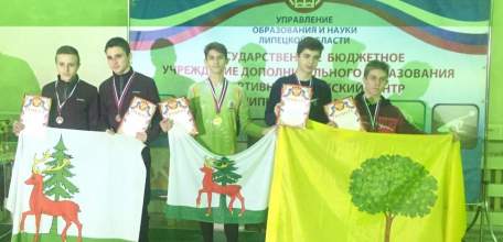 Школьники из Ельца стали победителями областных соревнований по спортивному туризму