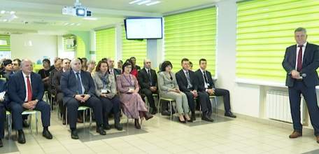 «Бережливое производство» — искусство эффективного управления и порядка: с передовой практикой работники администрации города знакомились на фабрике «ДЖ.Т.И. Елец»