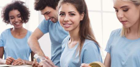 Волонтёры - герои нашего времени