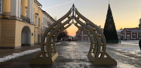 Центр города преображается к Новому году!