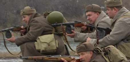 Чтобы помнили: участники военно-исторических клубов реконструировали эпизоды боёв за Елец