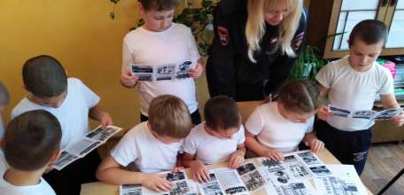 Сотрудники ОГИБДД ОМВД России по Елецкому району провели лекцию в МБОУ СОШ посёлка Ключ жизни