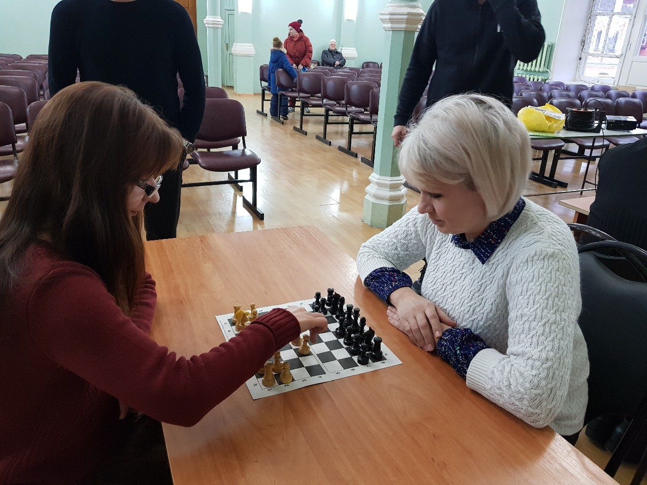 В Ельце прошёл турнир по шахматам для людей «Серебряного возраста» / Новости